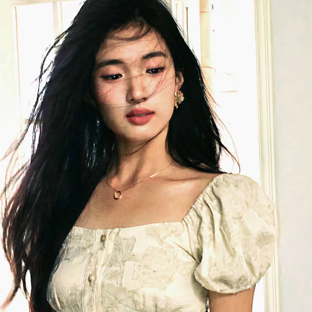 幕后